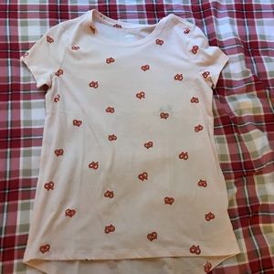 old navy pretzel t-shirt